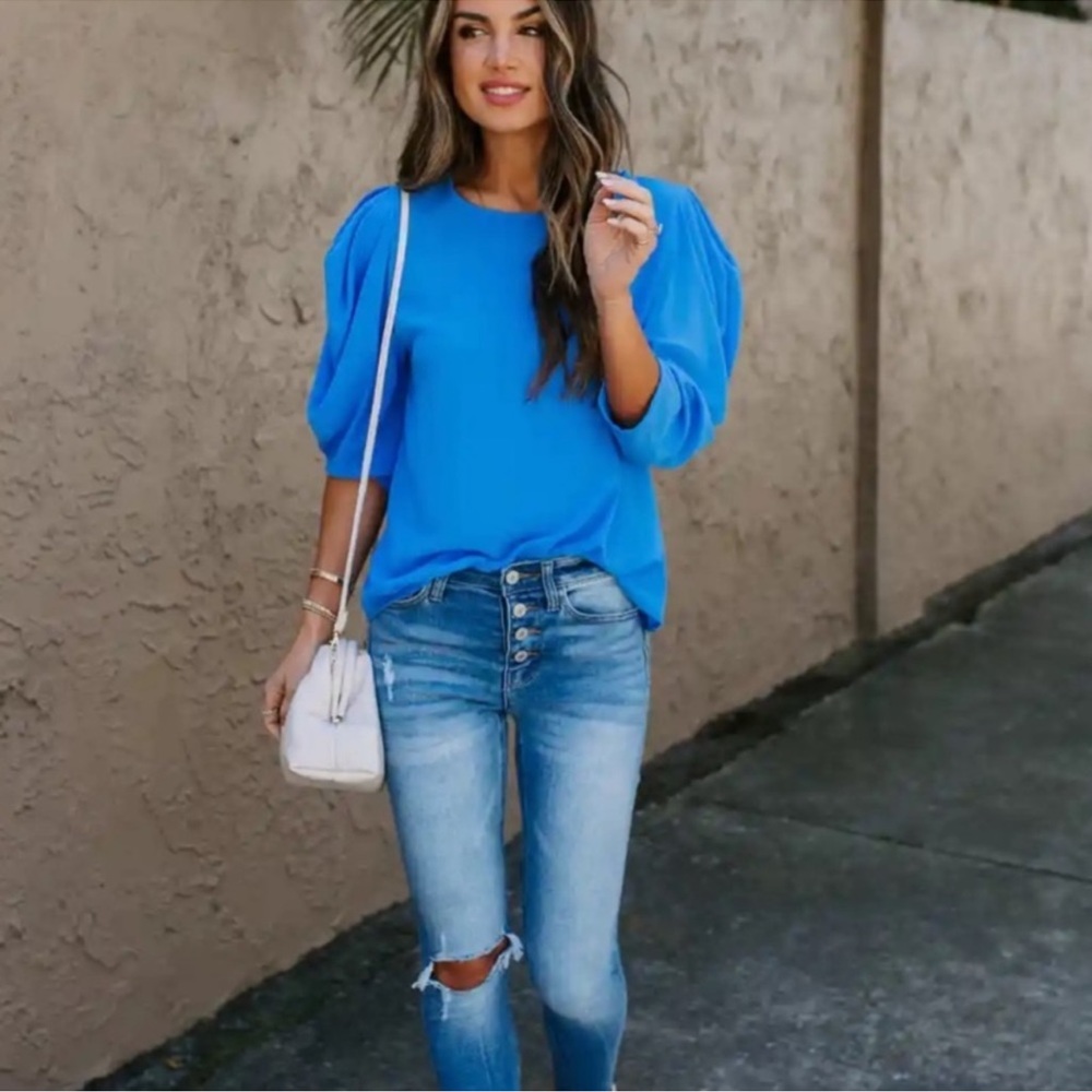 VICI Kingston Statement Sleeve Top